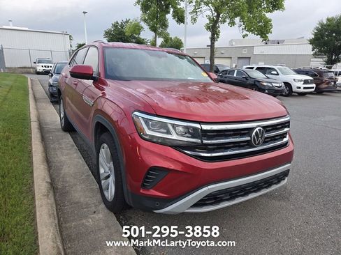 Used 2020 Volkswagen Atlas Cross Sport SE FWD image 3