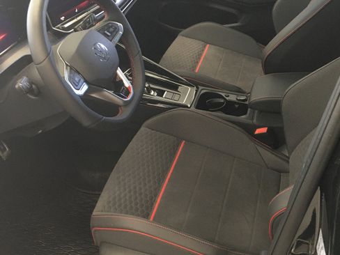 New 2025 Volkswagen GTI SE image 10