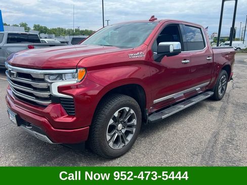 Used 2025 Chevrolet Silverado 1500 High Country w/ Z71 Off-Road Package AWD/4WD image 1