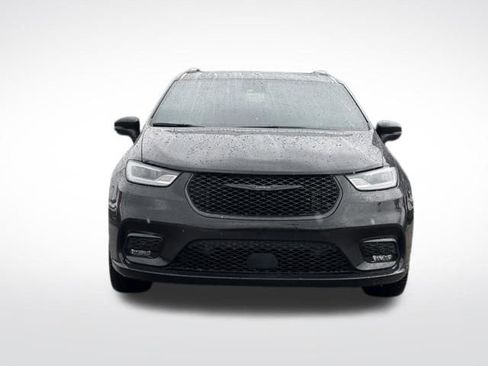 Used 2023 Chrysler Pacifica Touring-L w/ S Appearance Package image 31