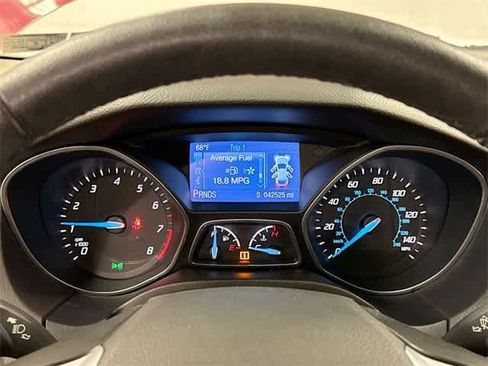 Used 2014 Ford Focus SE w/ Equipment Group 201A image 7
