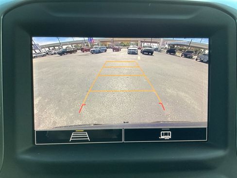 Used 2023 Chevrolet Silverado 1500 Custom image 16