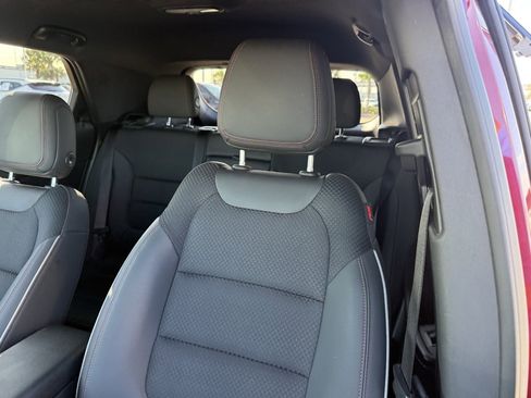 Used 2023 Chevrolet TrailBlazer RS w/ Convenience Package image 22