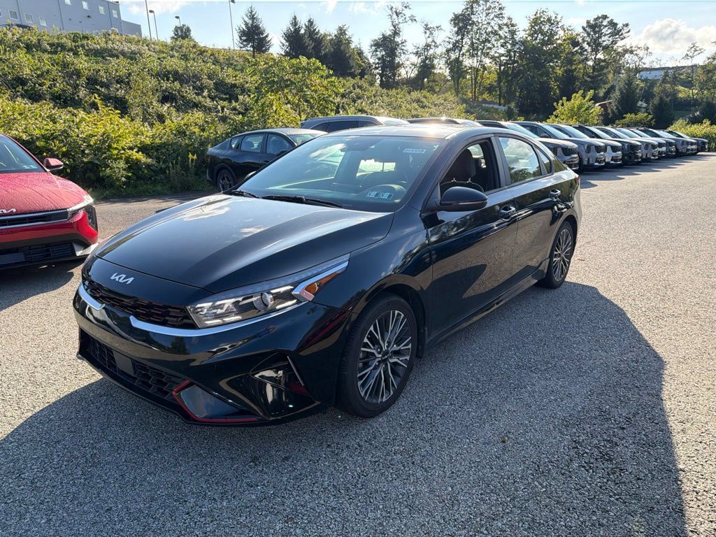 Certified 2024 Kia Forte GT-Line w/ GT-Line Premium Package FWD image 3