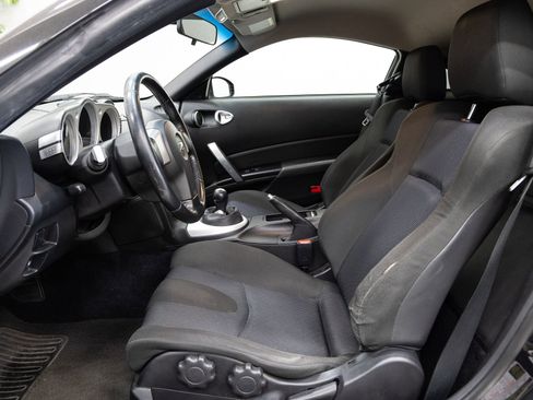 Used 2007 Nissan 350Z Base w/ Cargo Convenience Pkg image 6