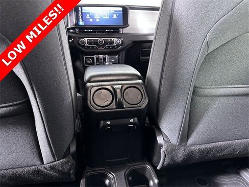Used 2024 Jeep Wrangler Sport S image 22