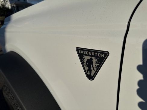 New 2025 Ford Bronco Base w/ Sasquatch Package image 11