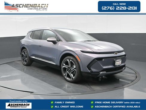 New 2026 Chevrolet Equinox EV LT w/ Convenience Package II AWD/4WD image 1