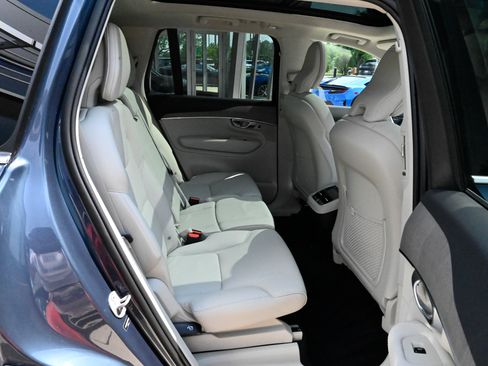 Used 2023 Volvo XC90 B6 Plus AWD/4WD image 51