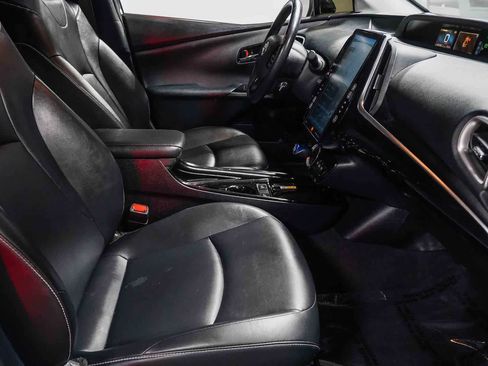 Used 2022 Toyota Prius Prime Limited FWD image 18