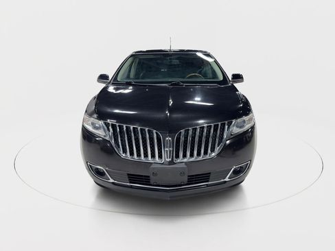 Used 2012 Lincoln MKX FWD image 5