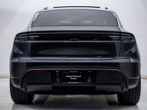 New 2025 Porsche Macan 4S Electric image 10