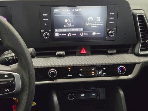 Used 2025 Kia Sportage LX FWD image 30