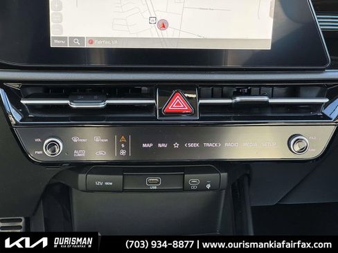 Used 2023 Kia Niro Wave w/ Wave Preserve Package image 11