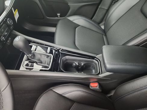 New 2026 Jeep Compass Latitude AWD/4WD image 29