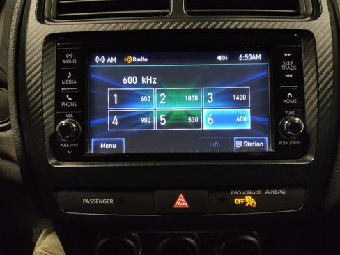 Used 2021 Mitsubishi Outlander Sport LE FWD image 25