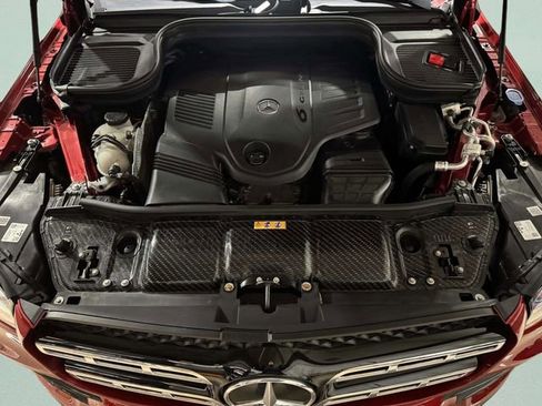 Used 2022 Mercedes-Benz GLS 450 4MATIC image 34