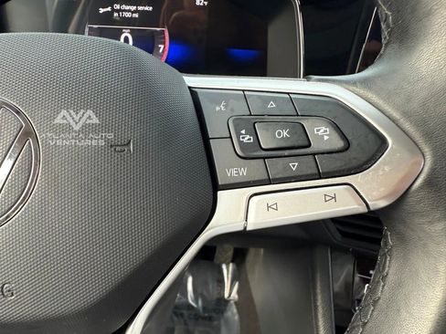 Used 2025 Volkswagen Jetta SE image 15