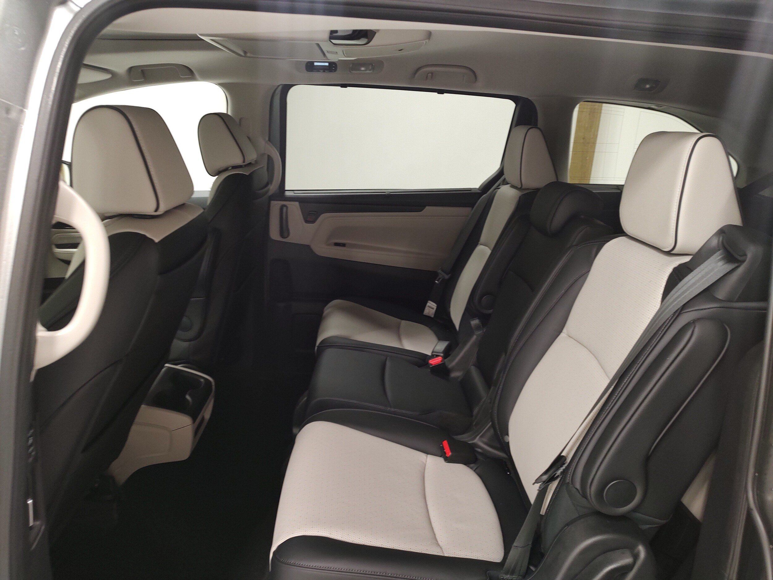 New 2027 Honda Odyssey Elite image 10