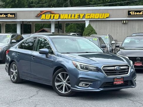 Used 2018 Subaru Legacy 3.6R Limited AWD/4WD image 1