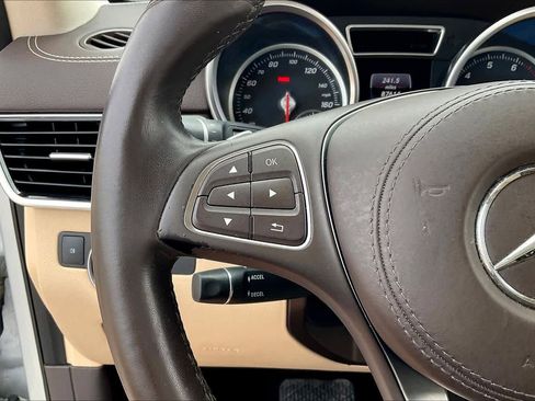 Used 2017 Mercedes-Benz GLS 450 GLS 450 image 22