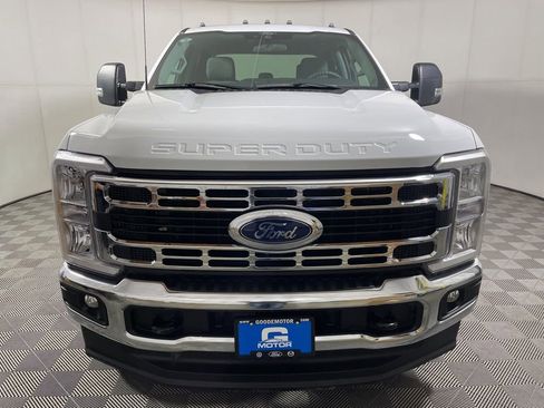 Used 2024 Ford F350 XLT w/ FX4 Off-Road Package image 3