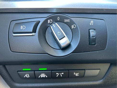 Used 2017 BMW 640i Convertible RWD image 33