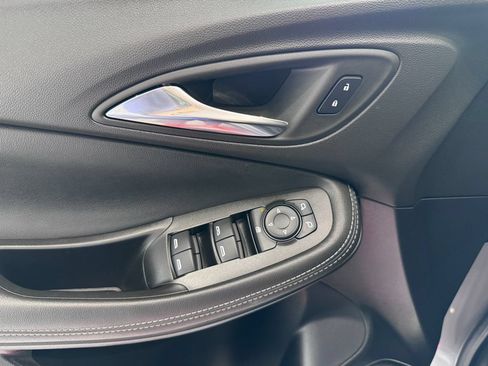 Certified 2023 Buick Encore GX Preferred w/ Cold Weather Comfort Package AWD/4WD image 25