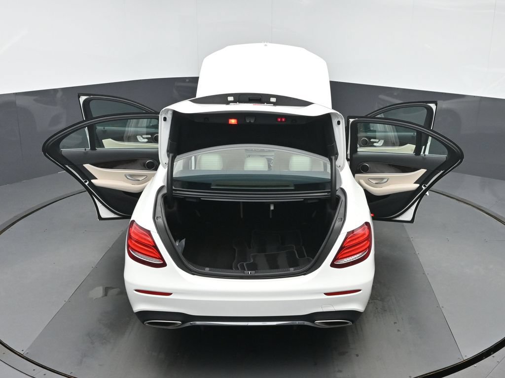 Used 2019 Mercedes-Benz E 300 4MATIC image 42