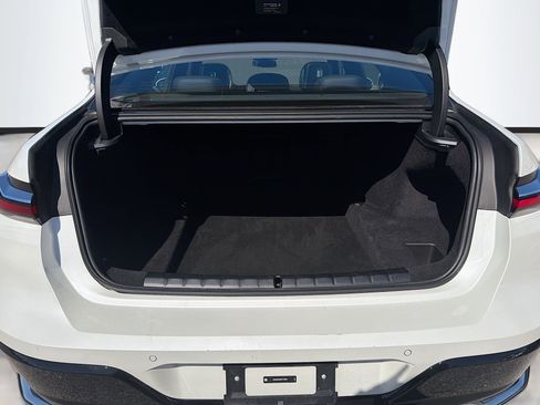 Certified 2025 BMW 740i image 13