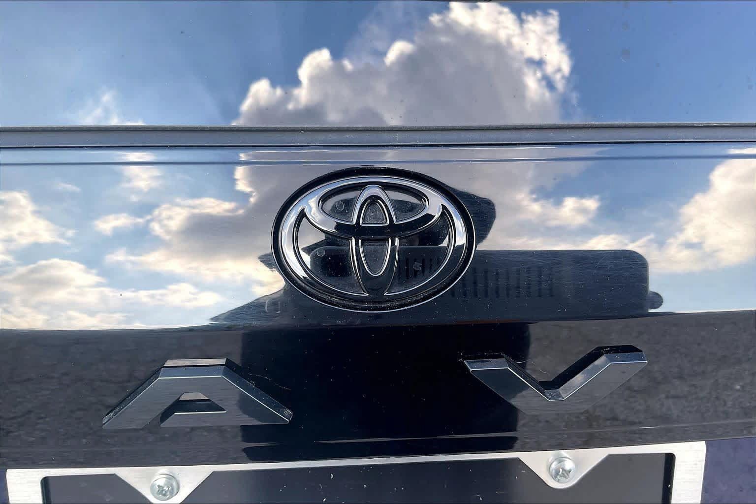 Used 2026 Toyota RAV4 XLE Premium w/ Panoramic Sun Roof Package FWD image 26