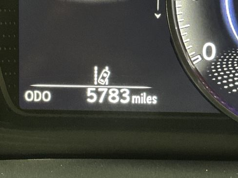 Used 2025 Lexus ES 350 Luxury w/ Accessory Package (Z1) image 22