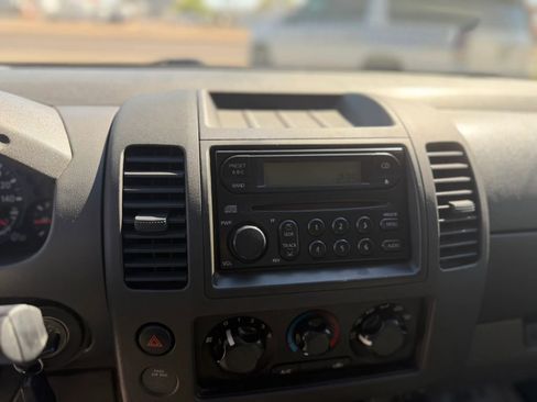 Used 2007 Nissan Frontier SE w/ Power Pkg image 29