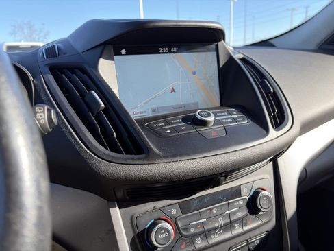 Used 2018 Ford Escape SEL image 22