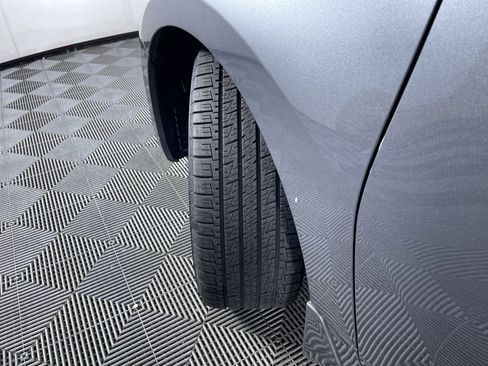 Used 2017 Nissan Altima 2.5 SR w/ LED Appearance Package image 25