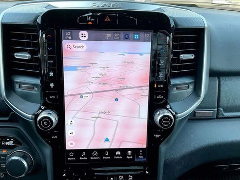 New 2026 RAM 1500 4x4 Crew Cab image 13