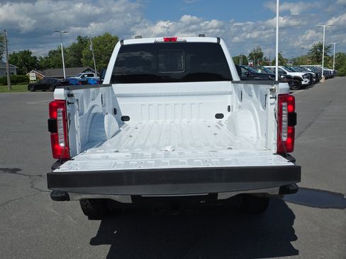 Used 2024 Ford F350 Lariat w/ Camper Package image 5