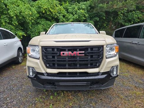Used 2022 GMC Canyon Elevation w/ Elevation Premium Package AWD/4WD image 2