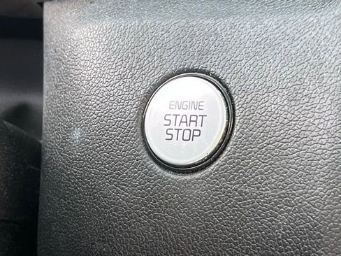 Used 2022 Kia Sorento EX w/ Panoramic Sunroof Package image 23