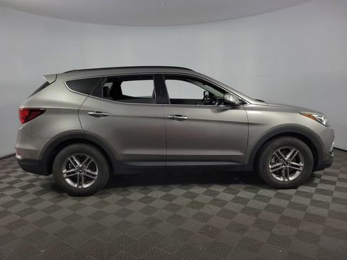 Used 2017 Hyundai Santa Fe Sport FWD image 11