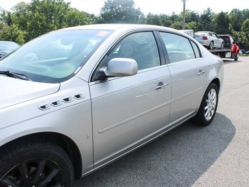 Used 2007 Buick Lucerne CXS w/ Driver Confidence Package FWD image 42