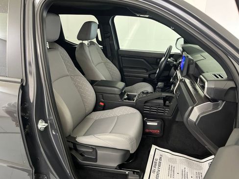 Used 2025 Toyota Tacoma SR5 image 20