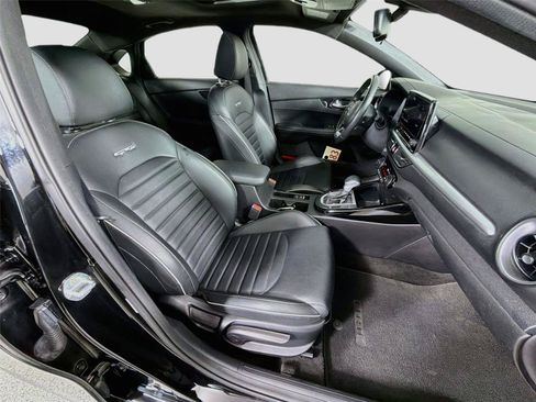 Used 2022 Kia Forte GT-Line w/ GT-Line Premium Package FWD image 28