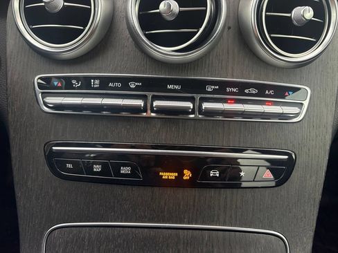 Used 2022 Mercedes-Benz GLC 43 AMG 4MATIC image 23