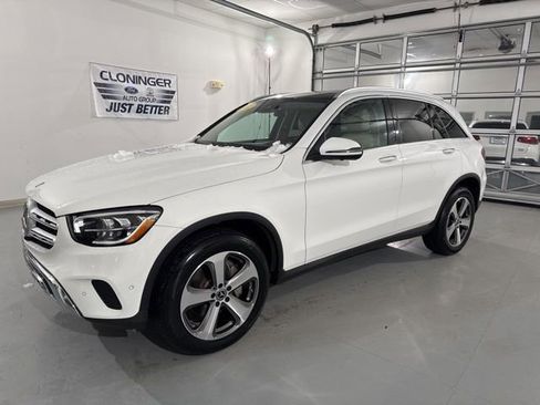 Used 2022 Mercedes-Benz GLC 300 w/ Premium Package Lite image 5