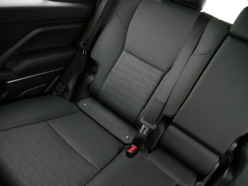 Certified 2025 Toyota 4Runner TRD Off-Road Premium image 12