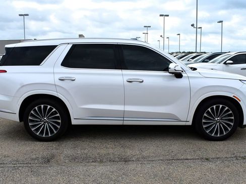 Used 2025 Hyundai Palisade Calligraphy AWD/4WD image 2