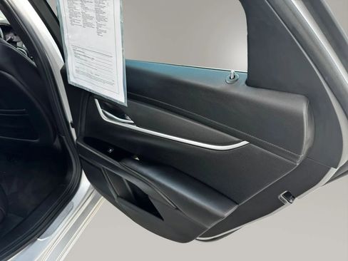 Used 2013 Cadillac XTS FWD image 29