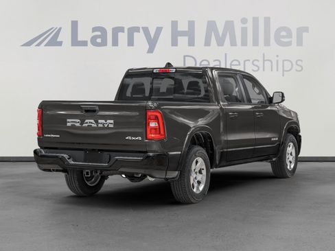 New 2026 RAM 1500 Big Horn AWD/4WD image 3