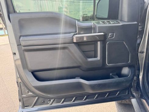 Used 2019 Ford F150 Lariat w/ Equipment Group 502A Luxury AWD/4WD image 11